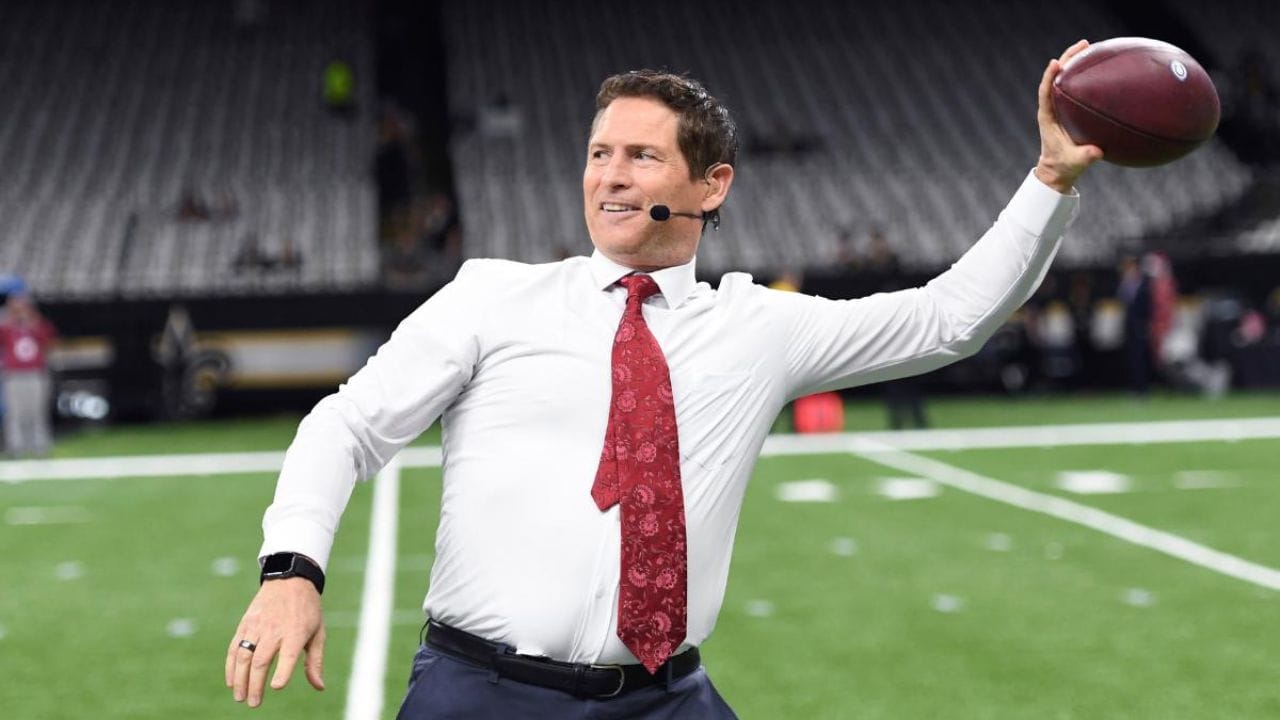  Steve Young Net Worth: What is Steve Youngs Salary?